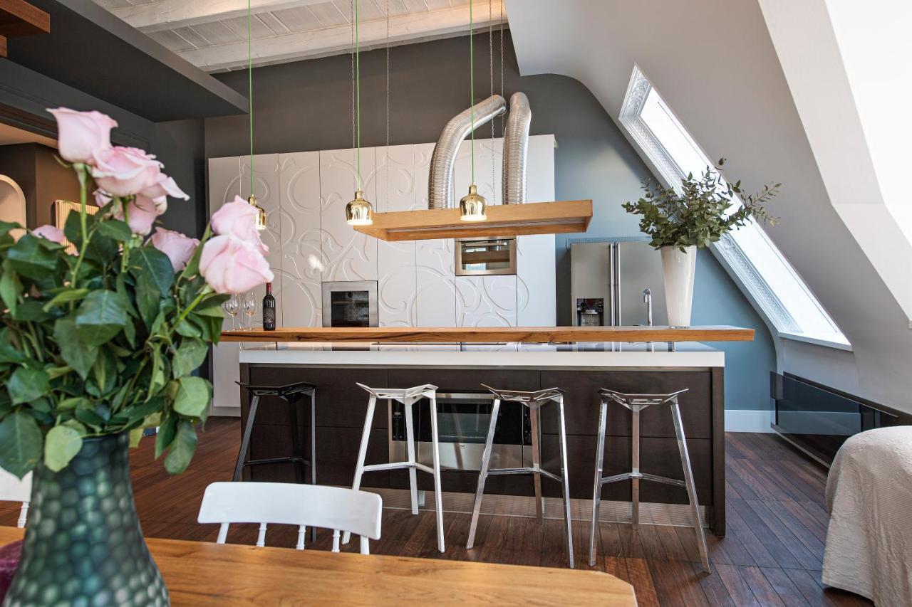 Central Loft Ljubljana Bagian luar foto